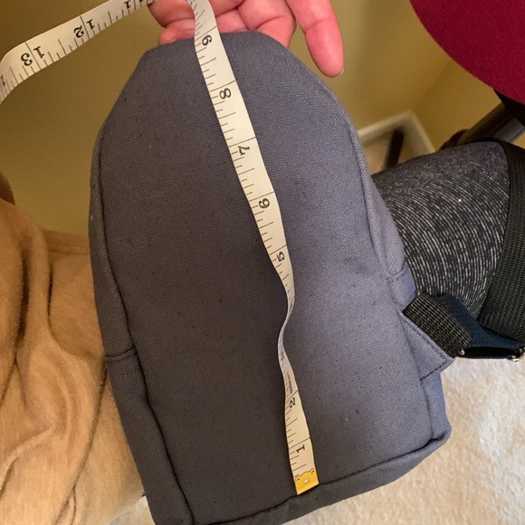 Ultimate Multi-purpose Cross Body Bad, the perfect companion for all occasions - Picture 13 of 15